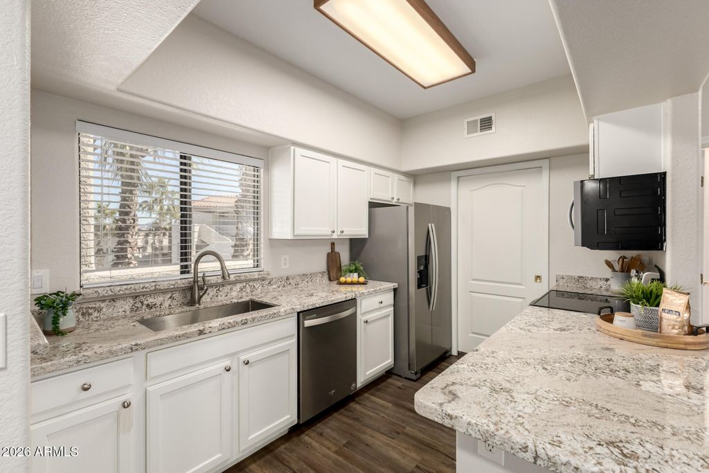 10401 N SAGUARO Boulevard 323, Fountain Hills, AZ 85268 — photo 4