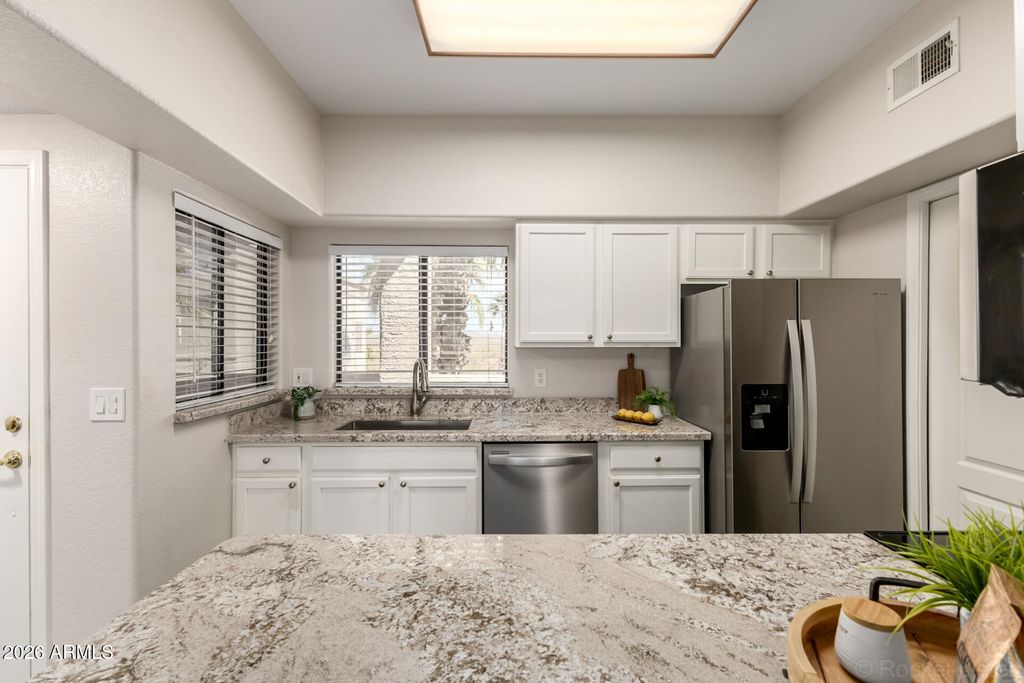 10401 N SAGUARO Boulevard 323, Fountain Hills, AZ 85268 — photo 5