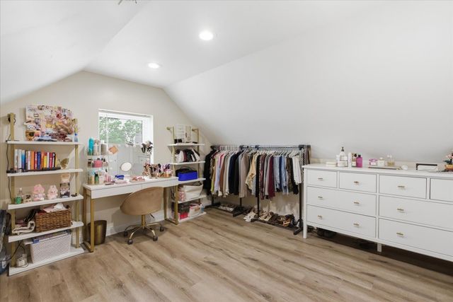 3112 S May Street 2R, Chicago, IL 60608