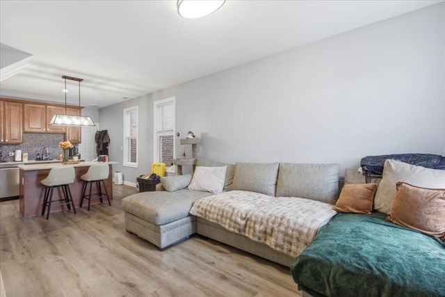 3112 S May Street 2R, Chicago, IL 60608