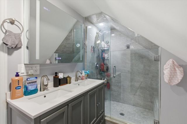 3112 S May Street 2R, Chicago, IL 60608