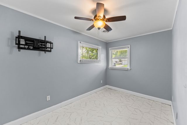 2119 N Nevada Avenue, Davenport, IA 52804