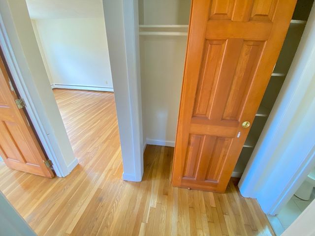 264 Grove Street 7, Newton, MA 02466