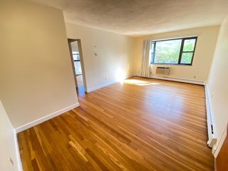 264 Grove Street 7, Newton, MA 02466