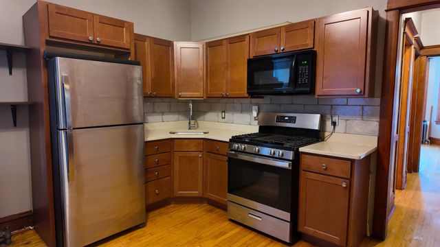 5514 W 23rd Place 1, Cicero, IL 60804