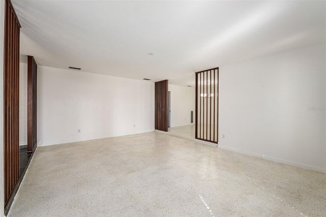 2814 NW 13TH COURT, Gainesville, FL 32605