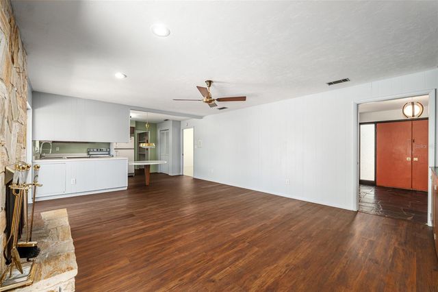 2814 NW 13TH COURT, Gainesville, FL 32605