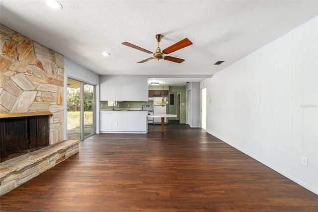 2814 NW 13TH COURT, Gainesville, FL 32605