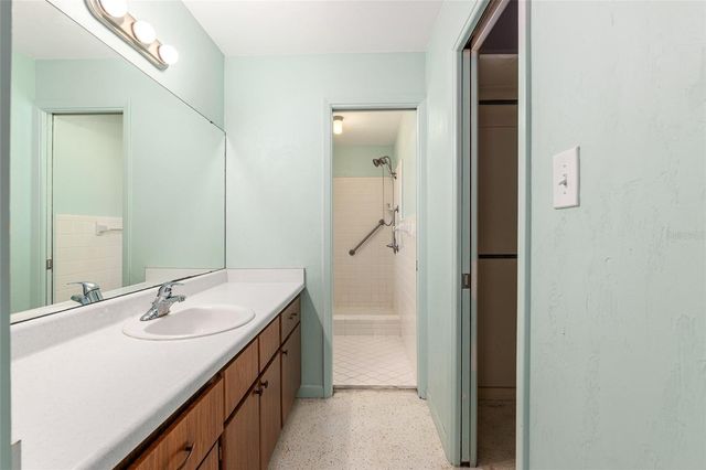 2814 NW 13TH COURT, Gainesville, FL 32605