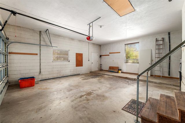 2814 NW 13TH COURT, Gainesville, FL 32605