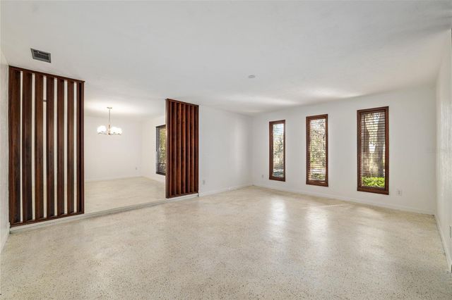 2814 NW 13TH COURT, Gainesville, FL 32605