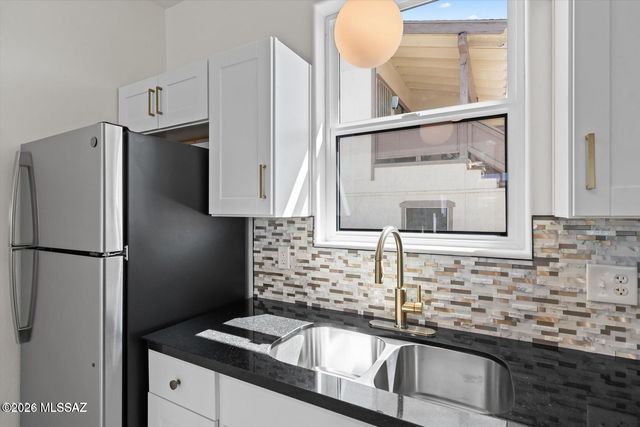 4743 E 1st Street, Tucson, AZ 85711