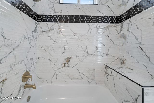 4743 E 1st Street, Tucson, AZ 85711