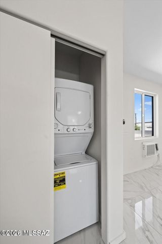 4743 E 1st Street, Tucson, AZ 85711