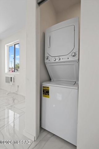 4743 E 1st Street, Tucson, AZ 85711