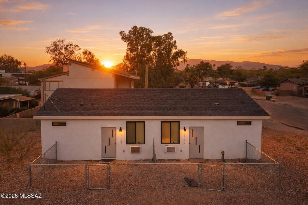 4743 E 1st Street, Tucson, AZ 85711