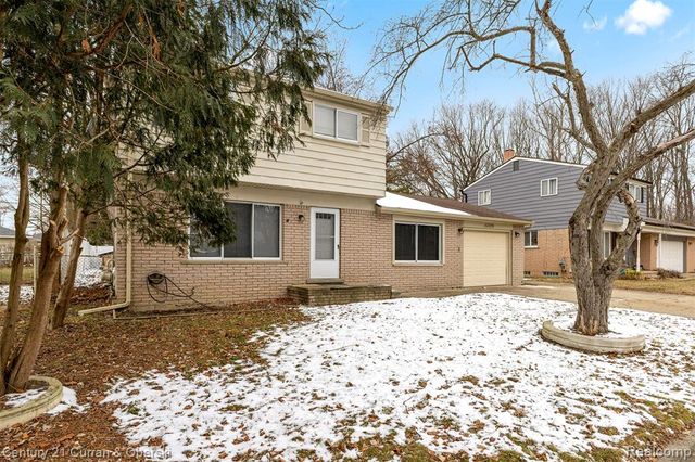 23225 Albion Avenue, Farmington, MI 48336