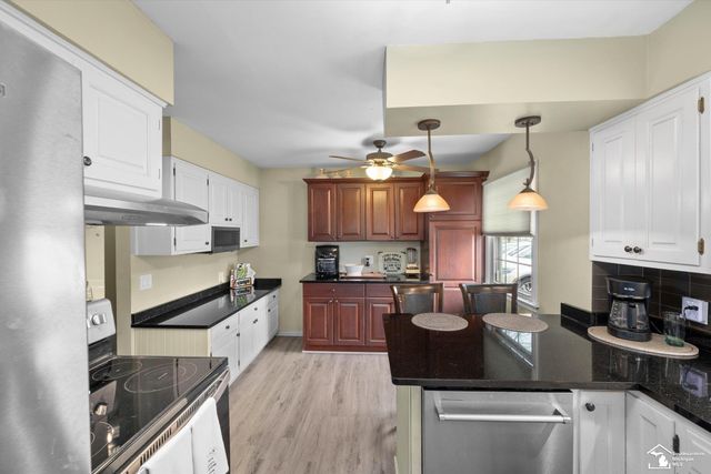 1584 Tennyson Drive, Temperance, MI 48182