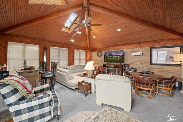 1584 Tennyson Drive, Temperance, MI 48182