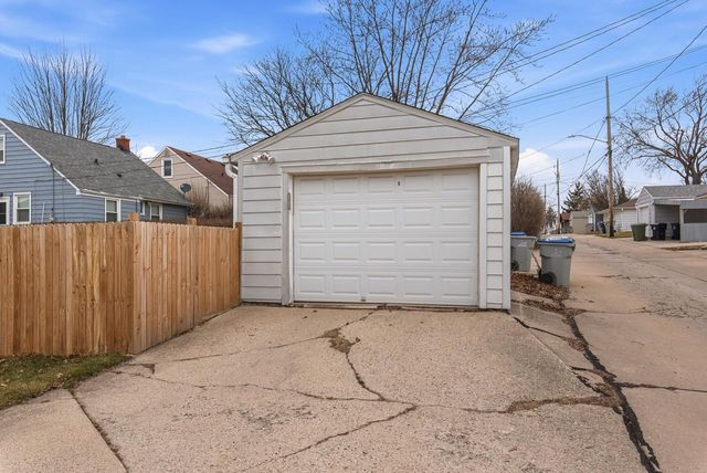8824 W Locust STREET, Milwaukee, WI 53222