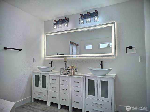 17610 14th Place W, Lynnwood, WA 98037