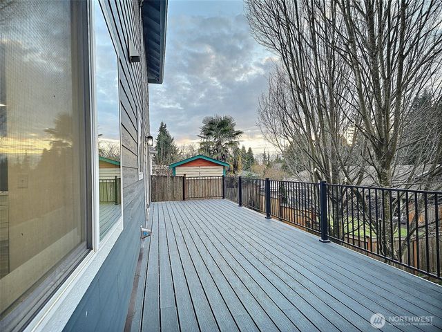 17610 14th Place W, Lynnwood, WA 98037