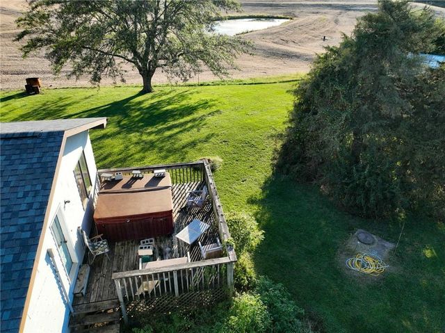 1277 200th Street, Hiawatha, KS 66434