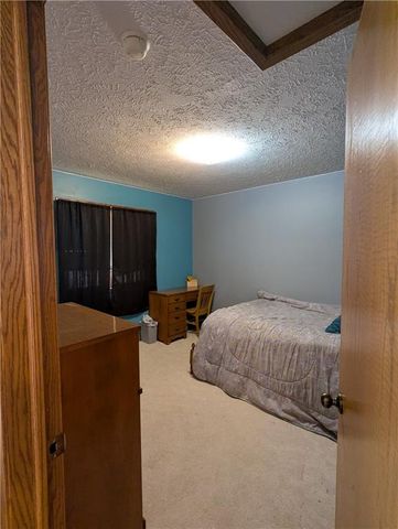 1277 200th Street, Hiawatha, KS 66434