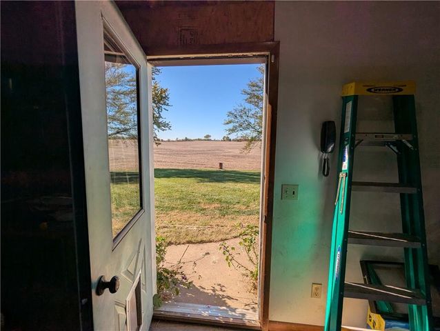 1277 200th Street, Hiawatha, KS 66434