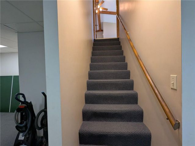 1277 200th Street, Hiawatha, KS 66434