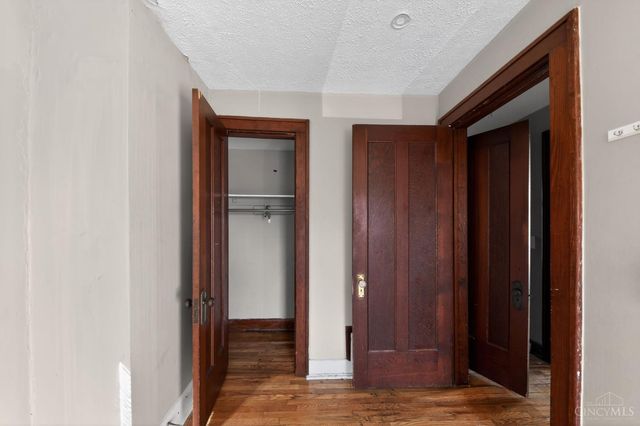 4340 W Eighth Street, Cincinnati, OH 45205