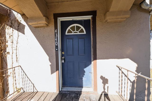 4340 W Eighth Street, Cincinnati, OH 45205
