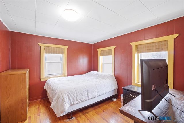 413 N 6th Street, Grand Haven, MI 49417