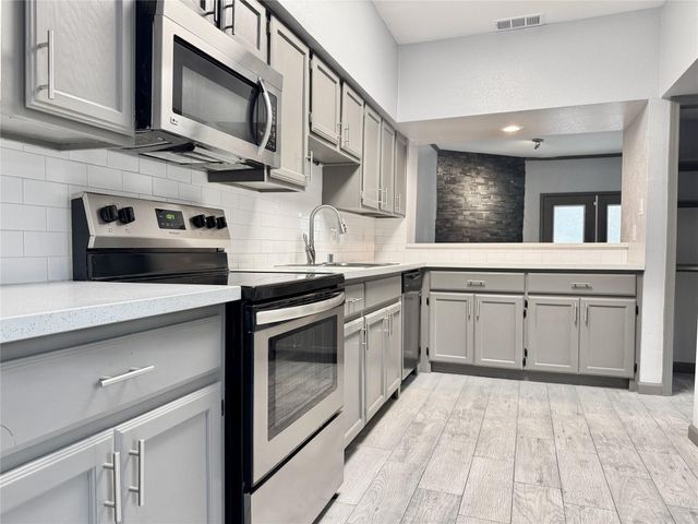 12625 Briar Patch Drive, Houston, TX 77077