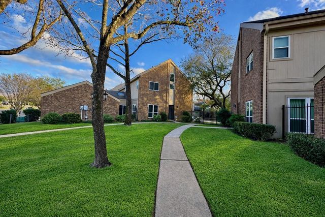 12625 Briar Patch Drive, Houston, TX 77077