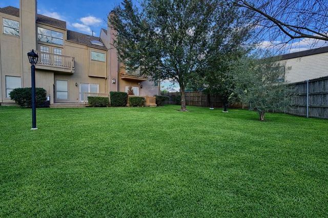 12625 Briar Patch Drive, Houston, TX 77077