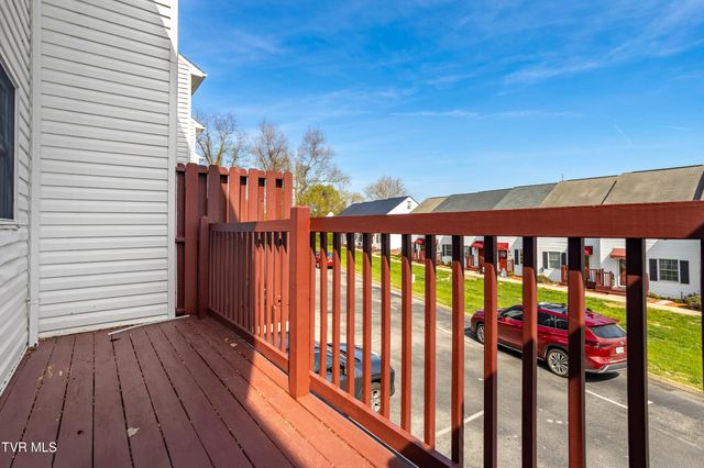 671 Beaverview Drive 671, Bristol, VA 24201