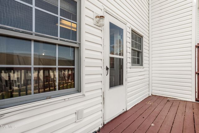 671 Beaverview Drive 671, Bristol, VA 24201