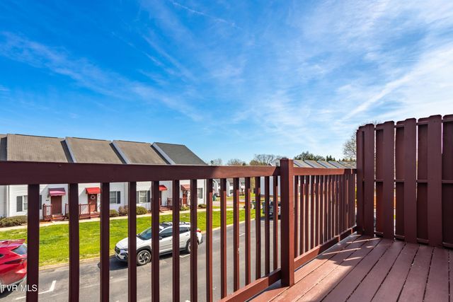 671 Beaverview Drive 671, Bristol, VA 24201