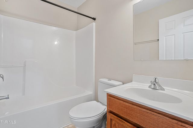 671 Beaverview Drive 671, Bristol, VA 24201