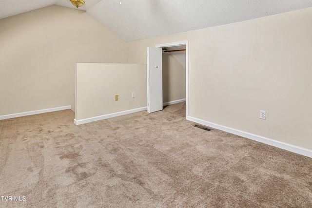 671 Beaverview Drive 671, Bristol, VA 24201
