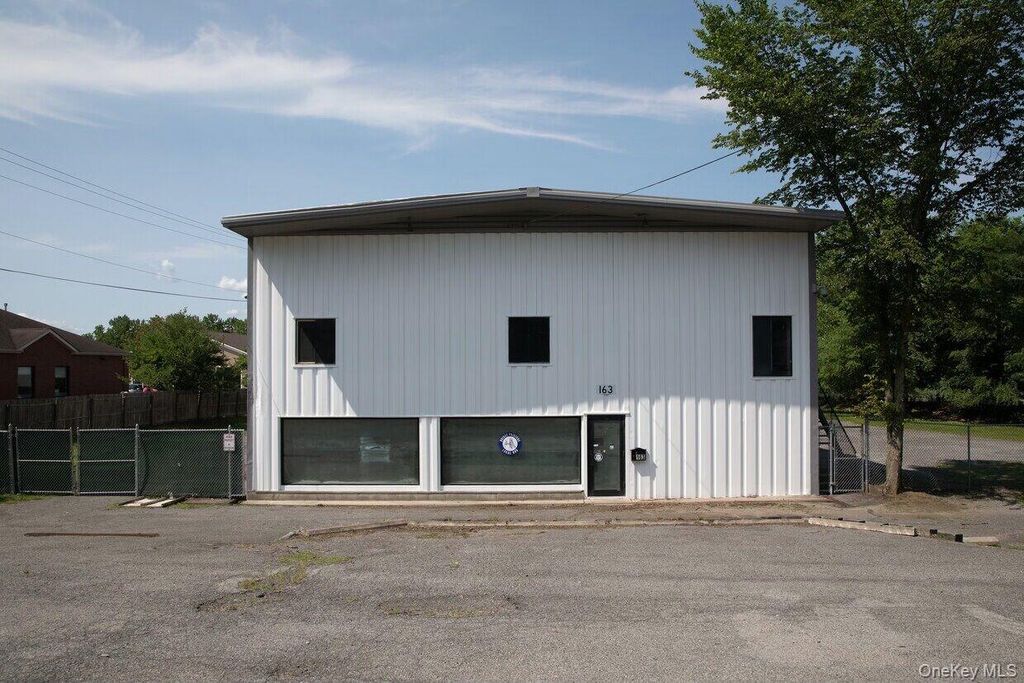 161 Temple Hill Road, New Windsor, NY 12553 — exterior