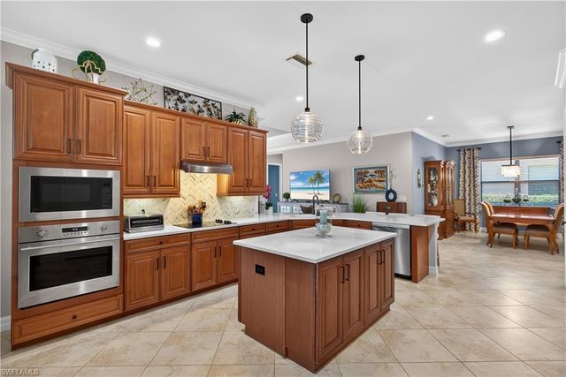 28577 Longford CT, Bonita Springs, FL 34135