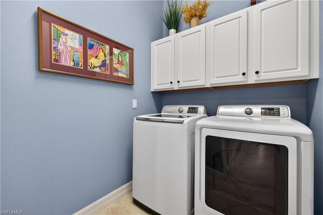 28577 Longford CT, Bonita Springs, FL 34135