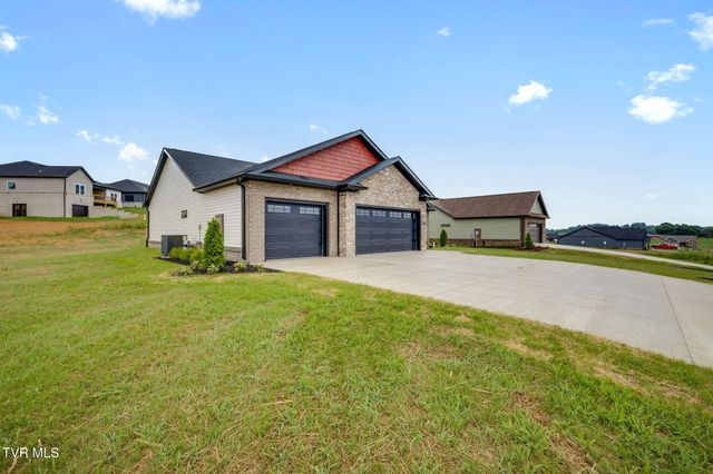 3019 Sawgrass Drive, Jonesborough, TN 37659