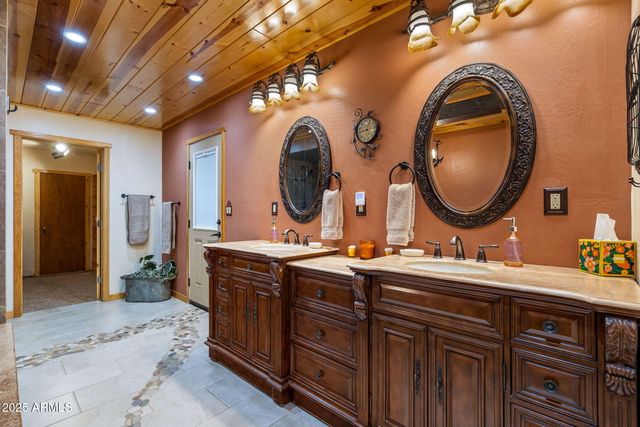 2444 S JAN Lane, Pinetop, AZ 85935