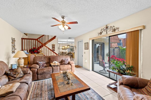 749 Buttonwood Lane, Boynton Beach, FL 33436