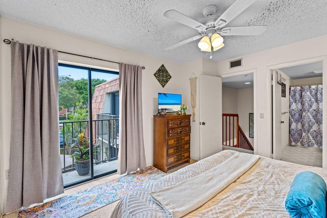 749 Buttonwood Lane, Boynton Beach, FL 33436