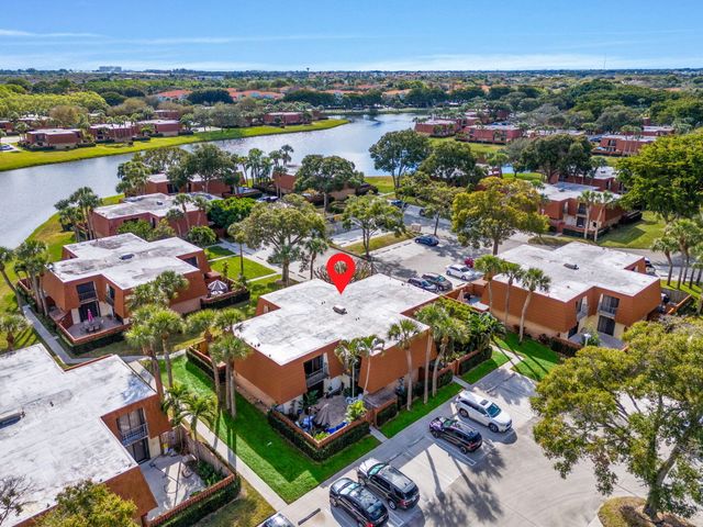 749 Buttonwood Lane, Boynton Beach, FL 33436