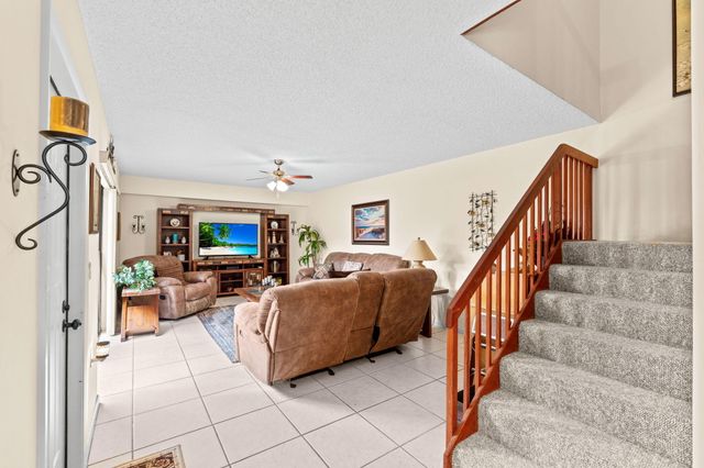 749 Buttonwood Lane, Boynton Beach, FL 33436